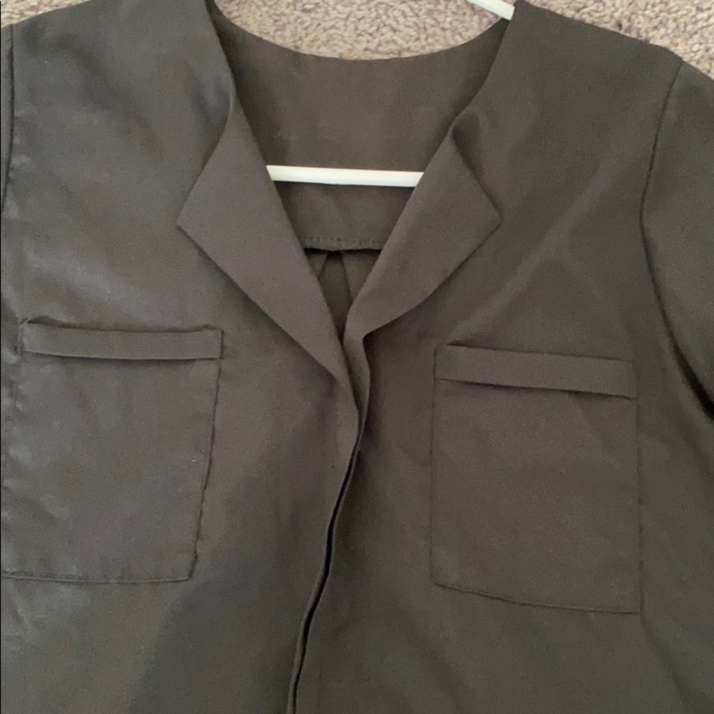 Black blouse - Picture 2 of 5